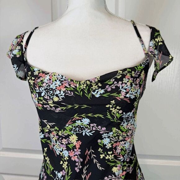 NWT Forever 21 Ruffle Fringe Mini Dress Charcoal Gray Floral Strappy Size Small - Picture 2 of 13